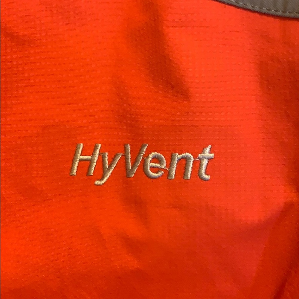 North Face Red and Grey Shell - Picture 4 of 4